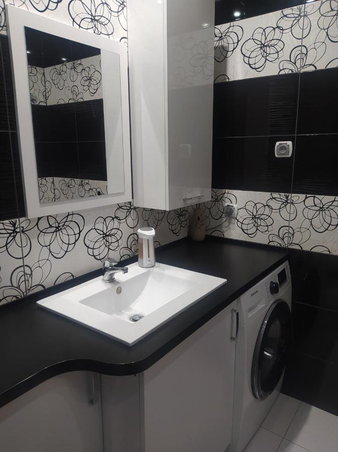 גיז'יצקו Apartament Rodzinny Z Ogrodkiem W Centrum Gizycka מראה חיצוני תמונה